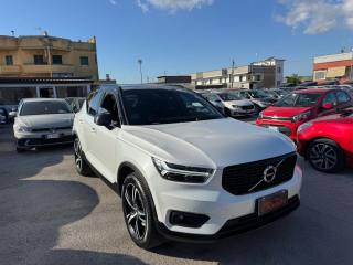 VOLVO XC40 usata, con Airbag laterali