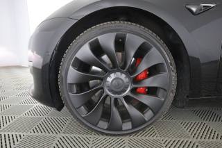 TESLA Model 3 usata 8