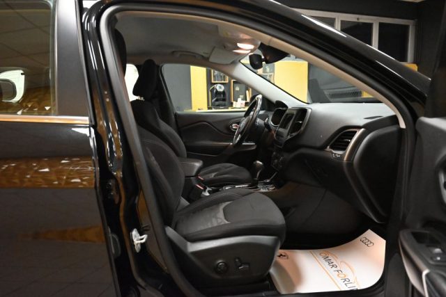 JEEP Cherokee usata 9