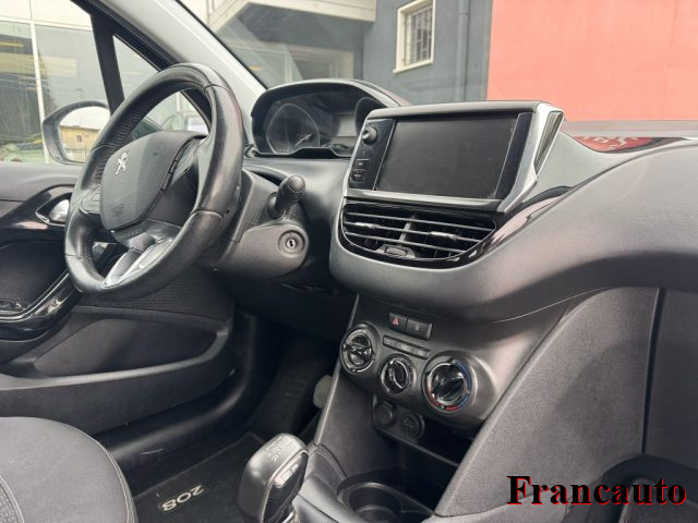 PEUGEOT 208 usata, con Boardcomputer
