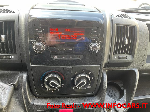 PEUGEOT Boxer usata, con Servosterzo