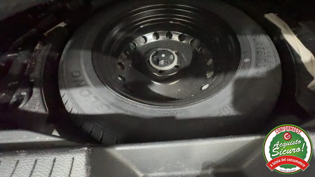 NISSAN Qashqai usata, con Autoradio