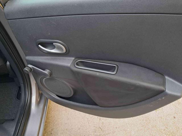 RENAULT Clio usata 21