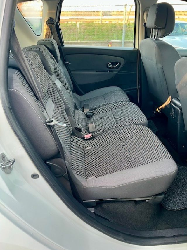 RENAULT Scenic usata, con Controllo trazione