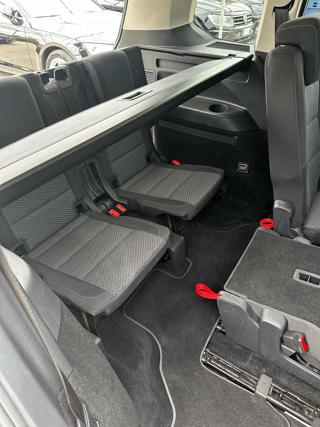 VOLKSWAGEN Touran usata, con Specchietti laterali elettrici