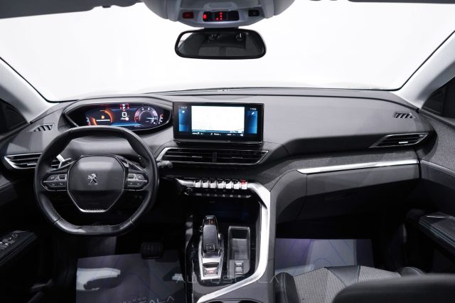 PEUGEOT 3008 usata, con Sensori di parcheggio posteriori
