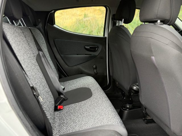 LANCIA Ypsilon usata, con Sensori di parcheggio posteriori