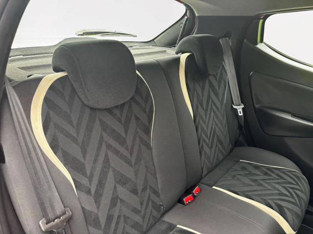 LANCIA Ypsilon usata, con USB
