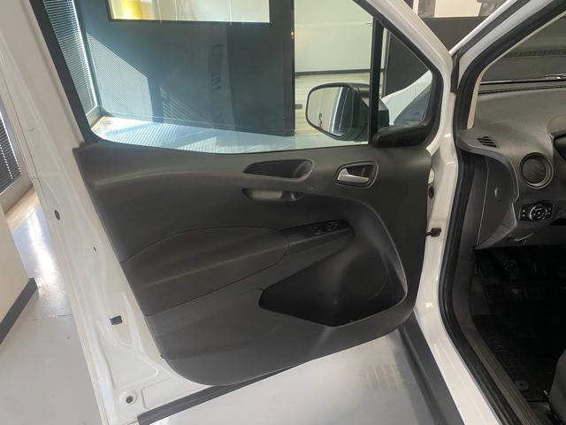 FORD Transit Courier usata, con Controllo trazione