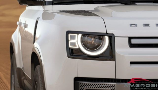 LAND ROVER Defender usata 7