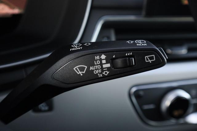 AUDI A4 usata, con Specchietti laterali elettrici