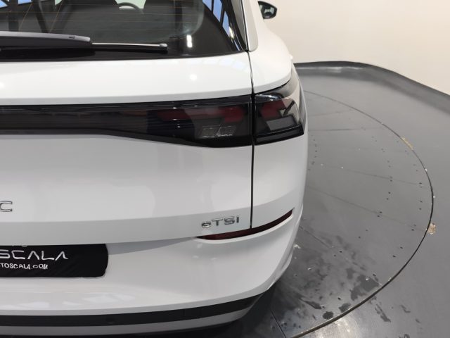VOLKSWAGEN T-Roc usata, con Fari LED