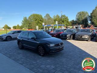 VOLKSWAGEN Tiguan usata, con Boardcomputer