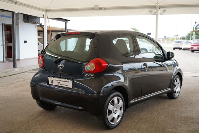 TOYOTA Aygo usata, con Chiusura centralizzata