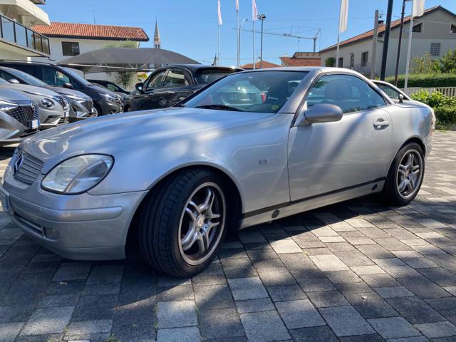 MERCEDES-BENZ SLK 200 usata, con Chiusura centralizzata