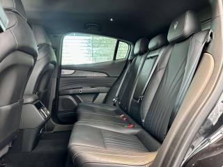 MASERATI Grecale usata, con Interni in pelle