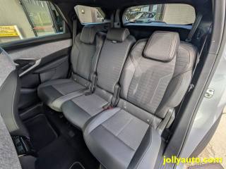PEUGEOT 5008 usata, con Airbag testa