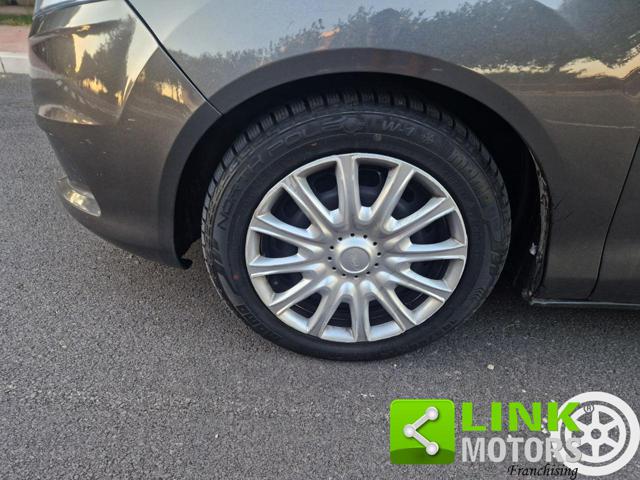 FORD B-Max usata, con Controllo trazione