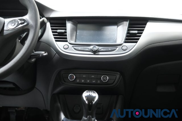 OPEL Crossland X usata 34