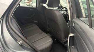 VOLKSWAGEN T-Roc usata, con Autoradio digitale