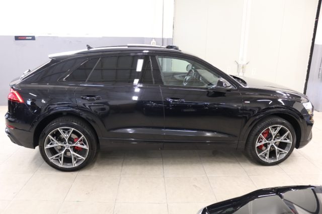 AUDI Q8 usata, con Chiusura centralizzata