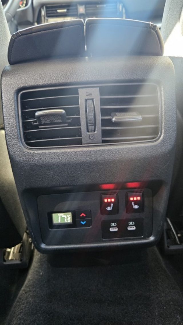 NISSAN X-Trail usata, con Touch screen
