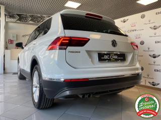 VOLKSWAGEN Tiguan usata, con Specchietti laterali elettrici
