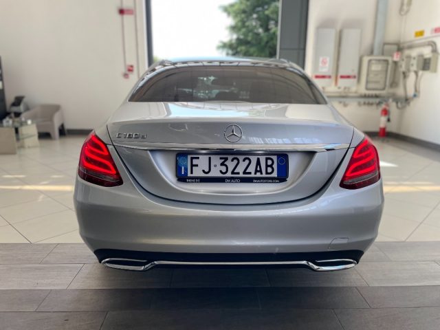 MERCEDES-BENZ C 180 usata, con Boardcomputer