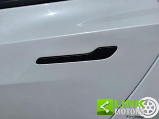 TESLA Model 3 usata, con Riconoscimento dei segnali stradali