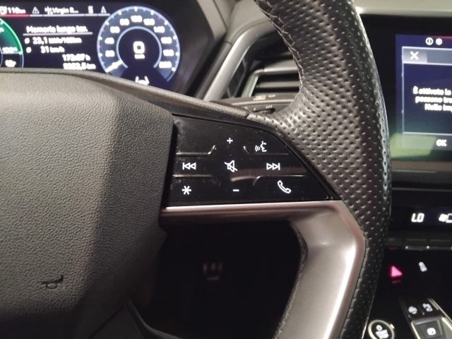 AUDI Q4 e-tron usata, con Telecamera per parcheggio assistito