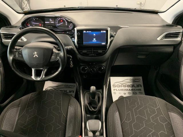 PEUGEOT 2008 usata, con Boardcomputer