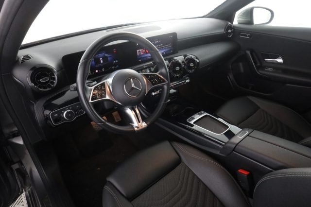 MERCEDES-BENZ A 180 usata 8