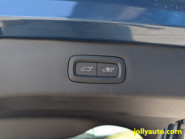 LYNK & CO 01 usata, con Volante multifunzione