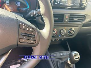 HYUNDAI i10 usata, con Sensori di parcheggio posteriori