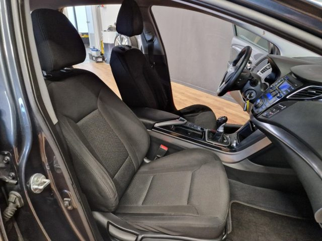 HYUNDAI i40 usata, con Servosterzo