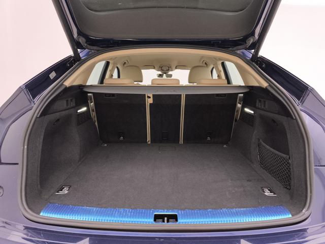 AUDI Q5 usata, con USB