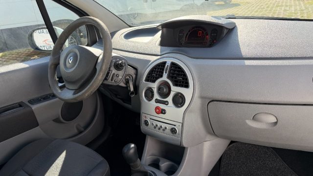 RENAULT Modus usata, con Chiusura centralizzata