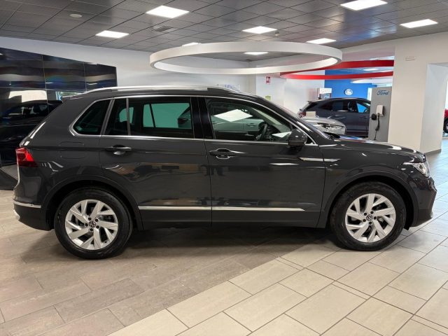 VOLKSWAGEN Tiguan usata, con Servosterzo