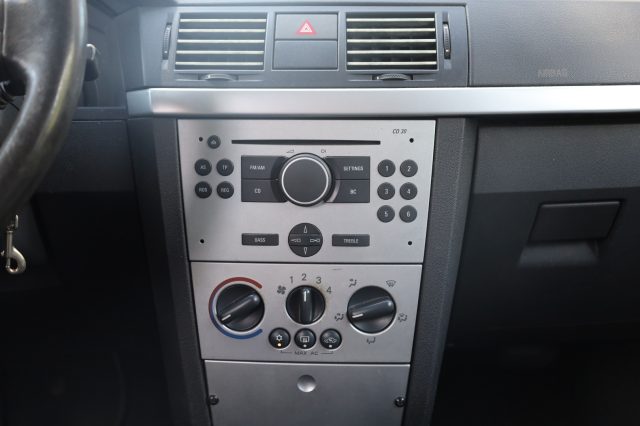 OPEL Meriva usata, con Isofix