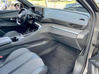 PEUGEOT 3008 usata, con Controllo automatico clima