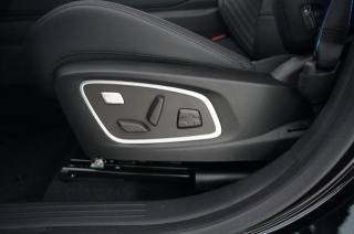 RENAULT Austral usata, con USB