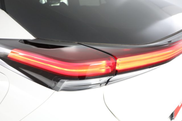 TOYOTA C-HR usata 14