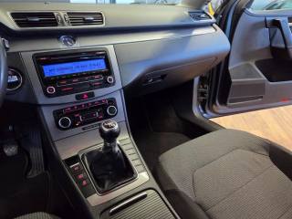 VOLKSWAGEN Passat usata, con Fendinebbia