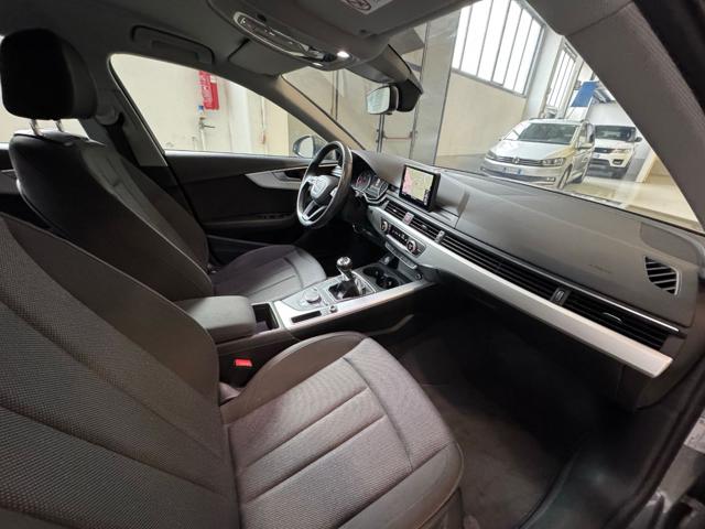 AUDI A4 usata, con USB