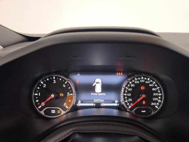 JEEP Renegade usata, con USB