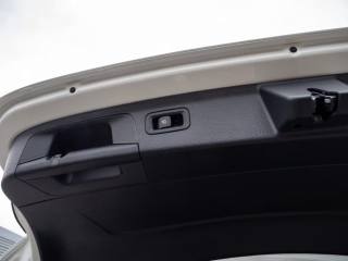 MERCEDES-BENZ A 180 usata, con Sedili riscaldati