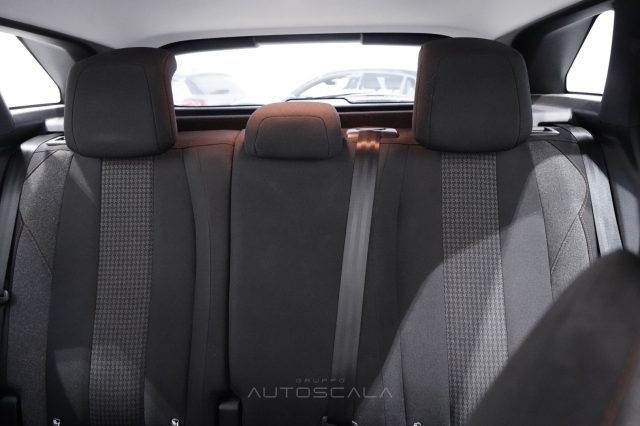 PEUGEOT 3008 usata, con Frenata d