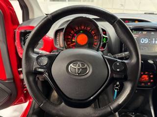 TOYOTA Aygo usata, con Bluetooth