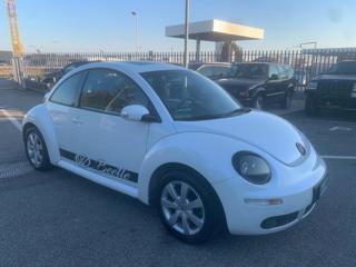 VOLKSWAGEN New Beetle usata, con Airbag laterali