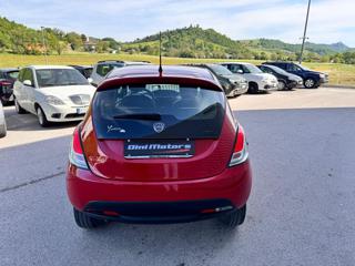 LANCIA Ypsilon usata, con ESP